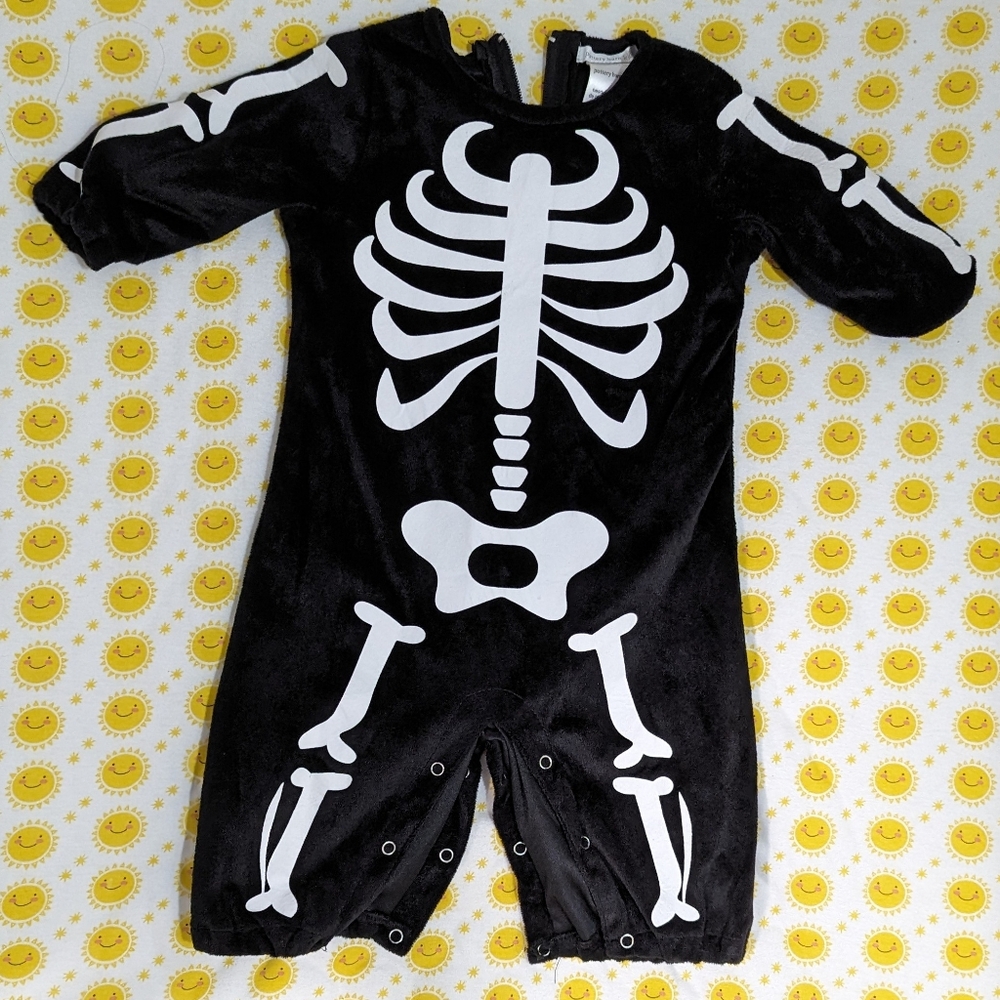 Pottery barn kids skeleton costume